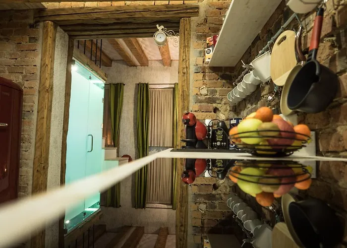 Michael Weiss Apartment *